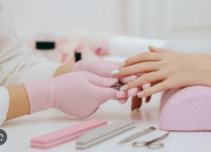UÑAS